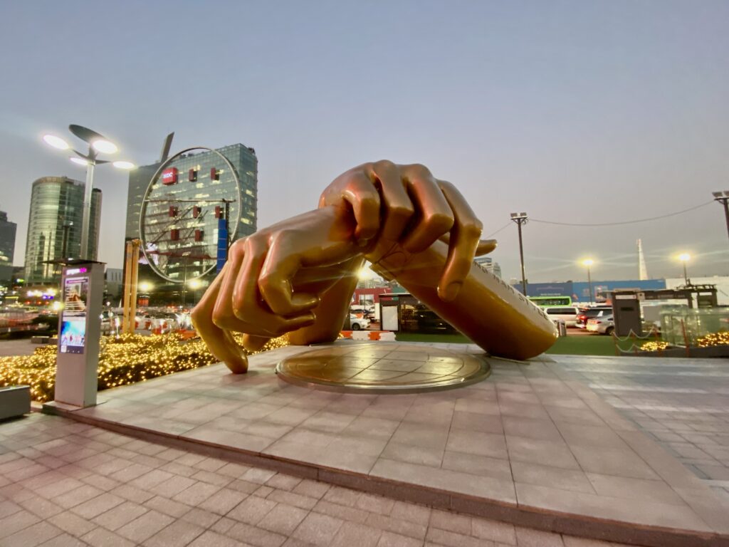 Gangnam Style Statue Seoul Planning a trip to South Korea