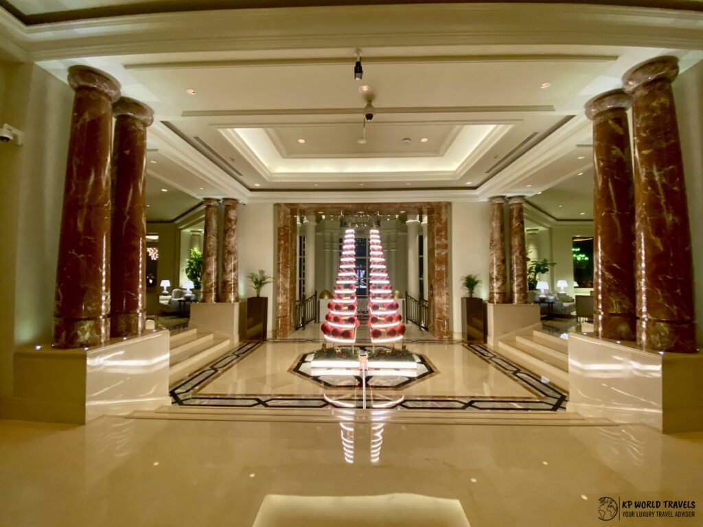 Four Seasons Doha - Lobby