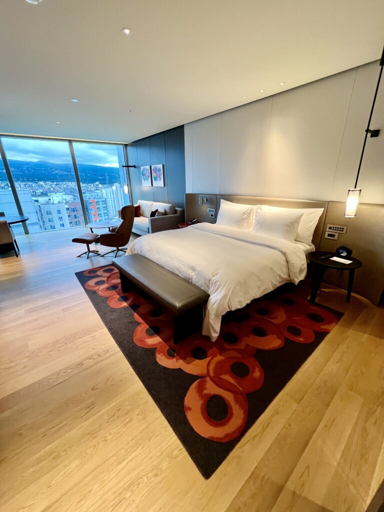 Grand Hyatt Jeju - King City View Room - Bedroom