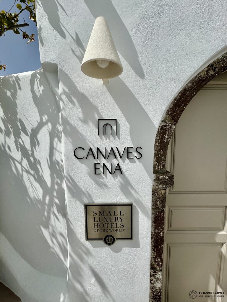 Canaves Ena Entrance