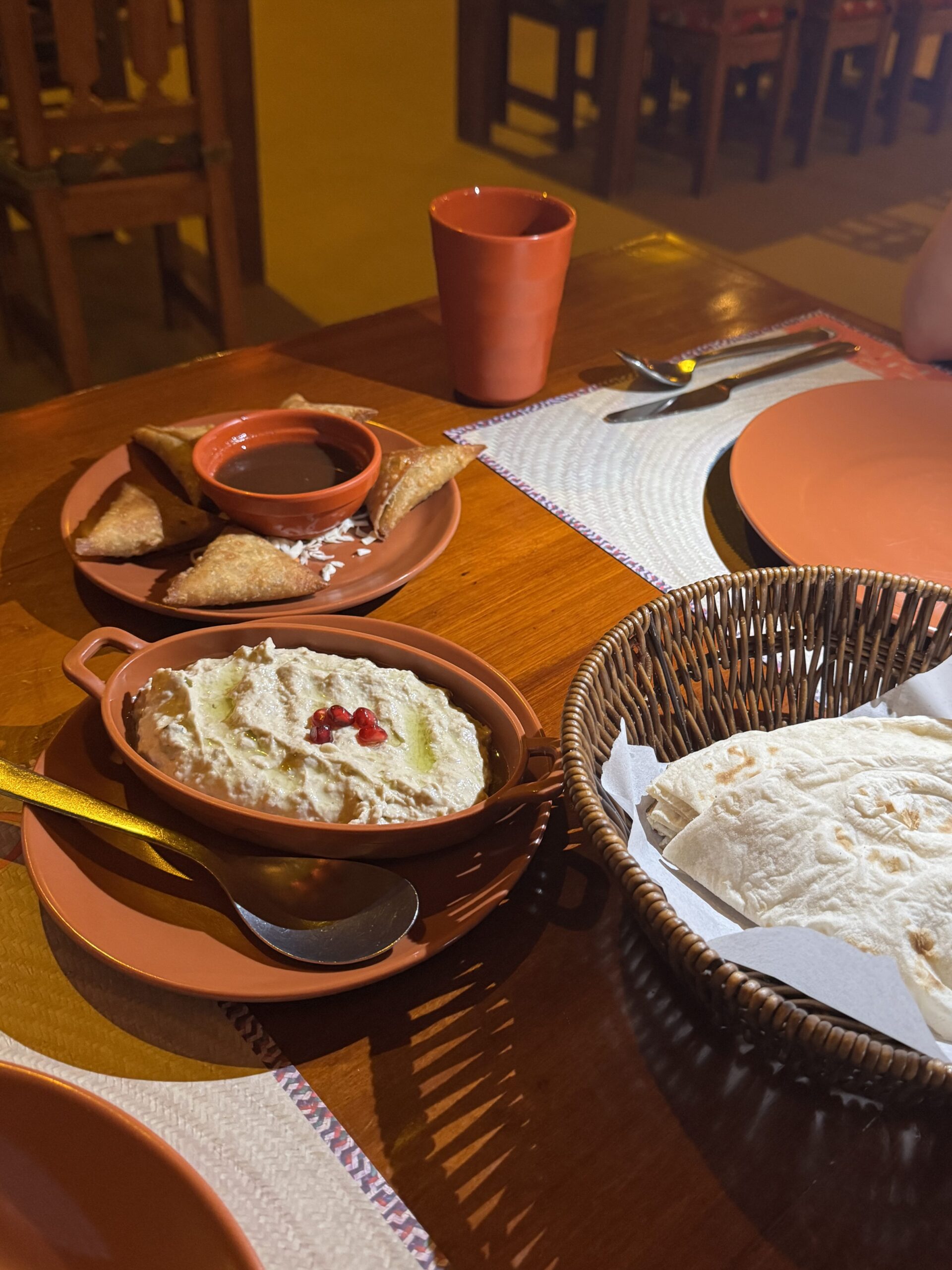 Things to do in Muscat - local omani food