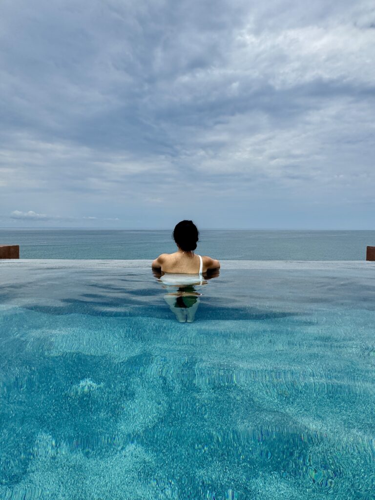 One&Only Mandarina - Infinity Pool at Carao