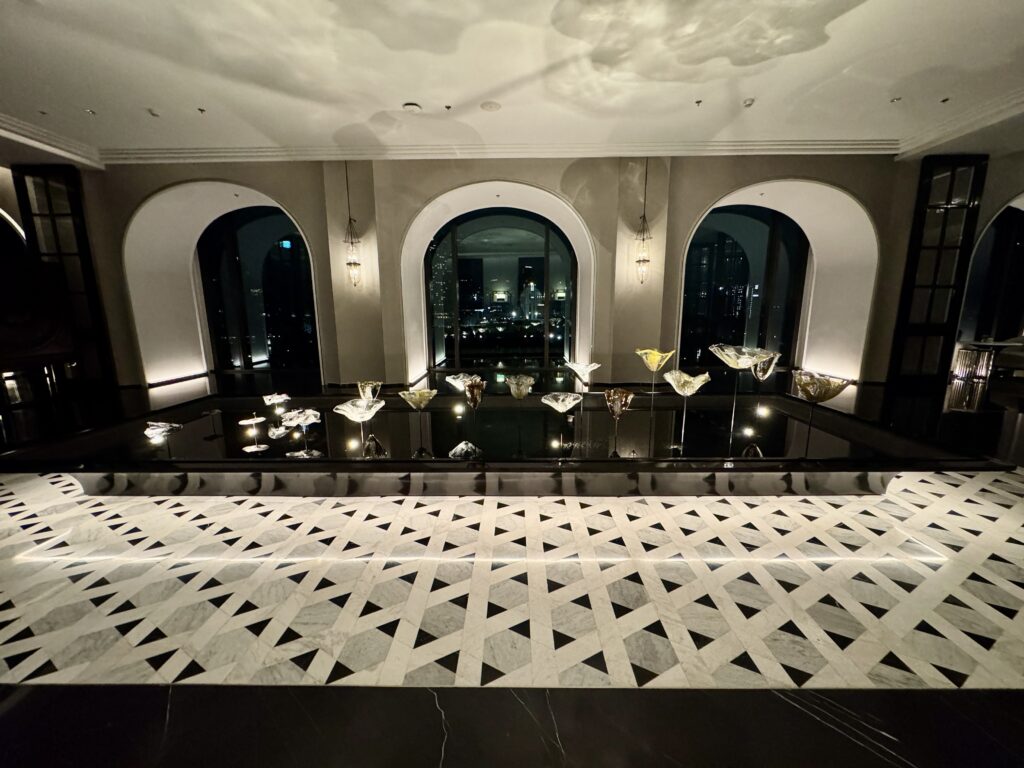 Ritz Carlton Bangkok - Entrance