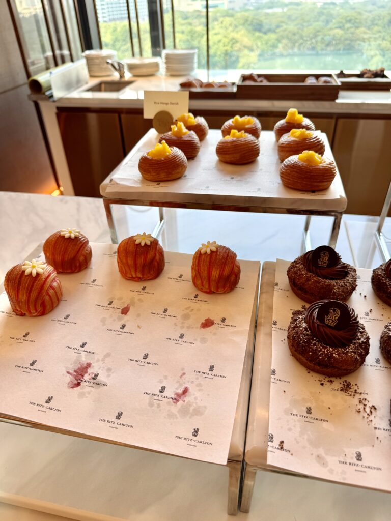Ritz Carlton Bangkok -Breakfast