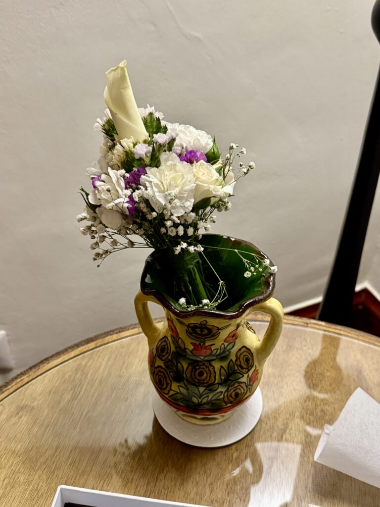 Palacio Nazarenas flowers