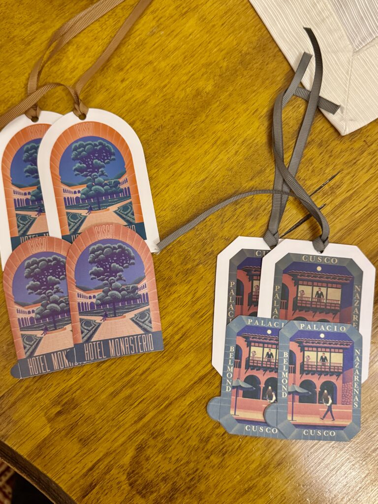 Palacio Nazarenas luggage tags